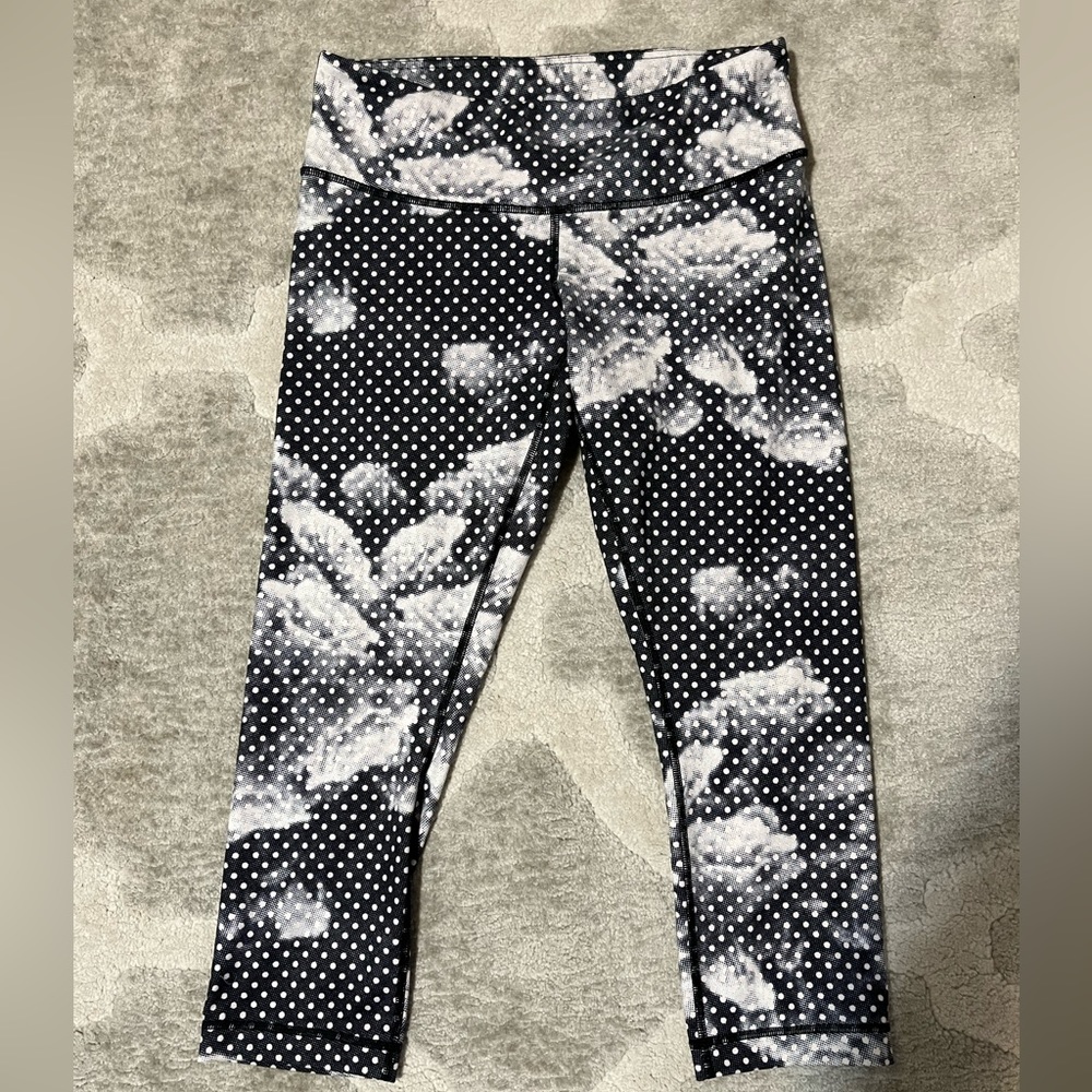 Lululemon capri/ankle length workout pants